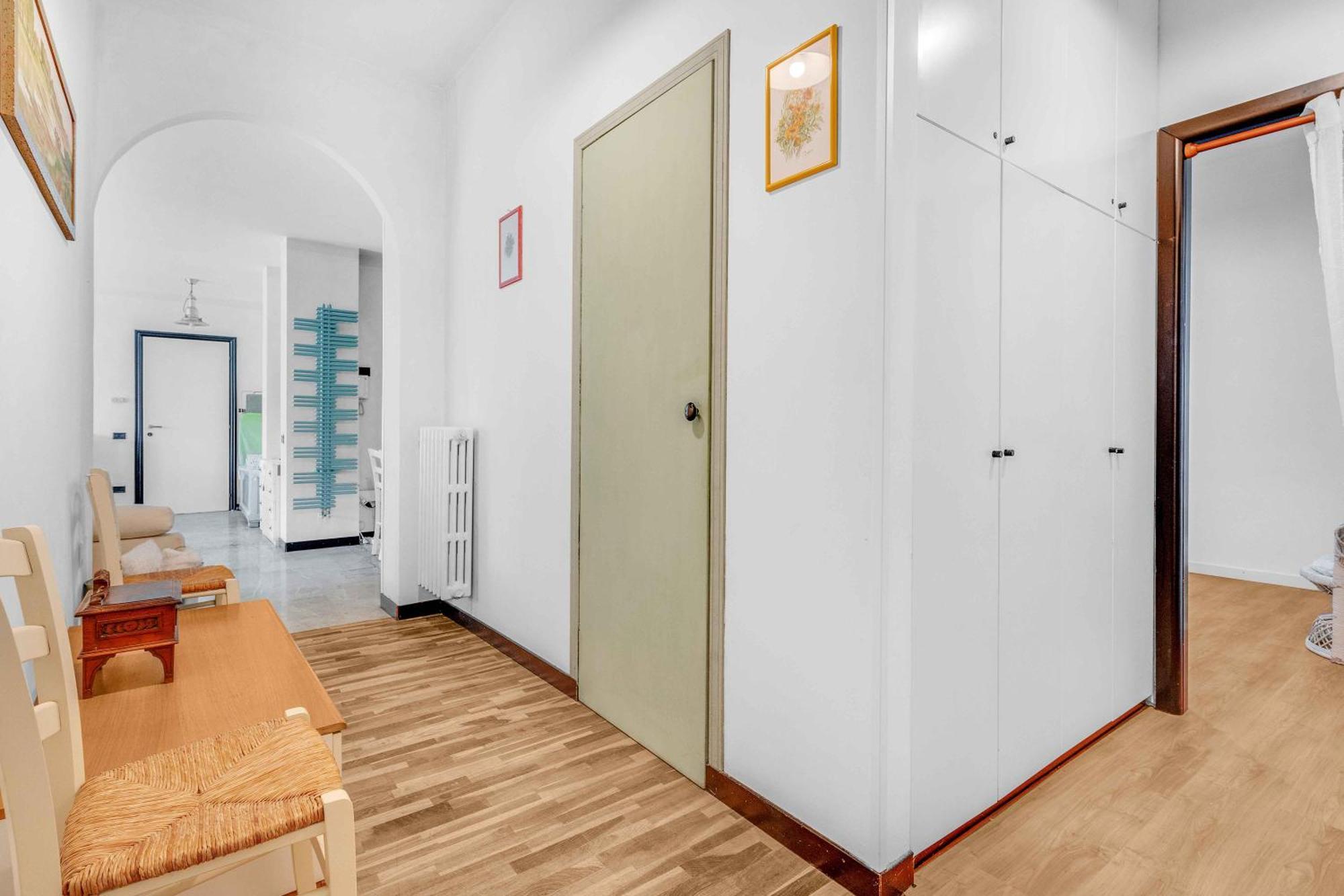 Ampia Dimora A Salo Con Parcheggio E Giardino Appartement Buitenkant foto