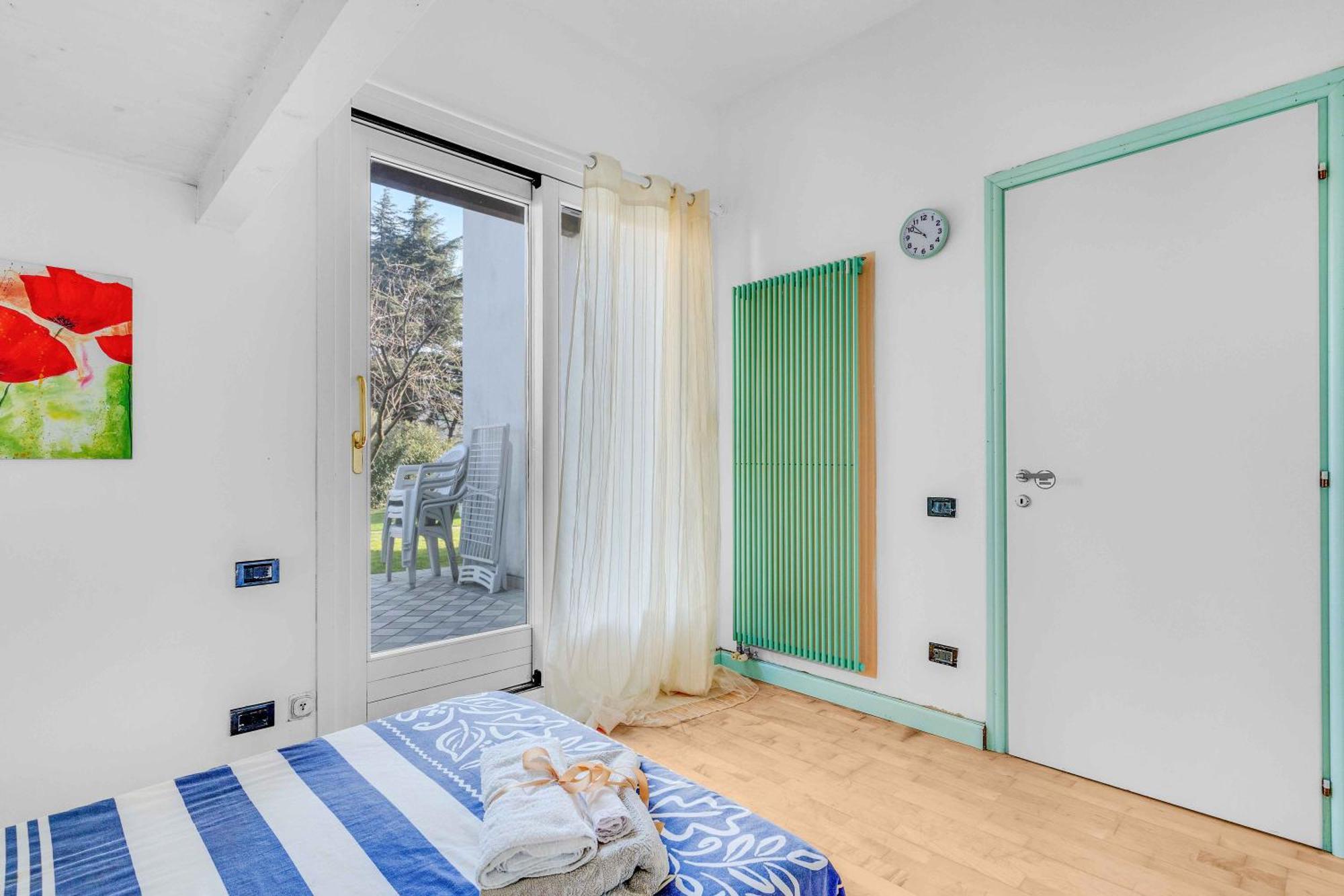 Ampia Dimora A Salo Con Parcheggio E Giardino Appartement Buitenkant foto