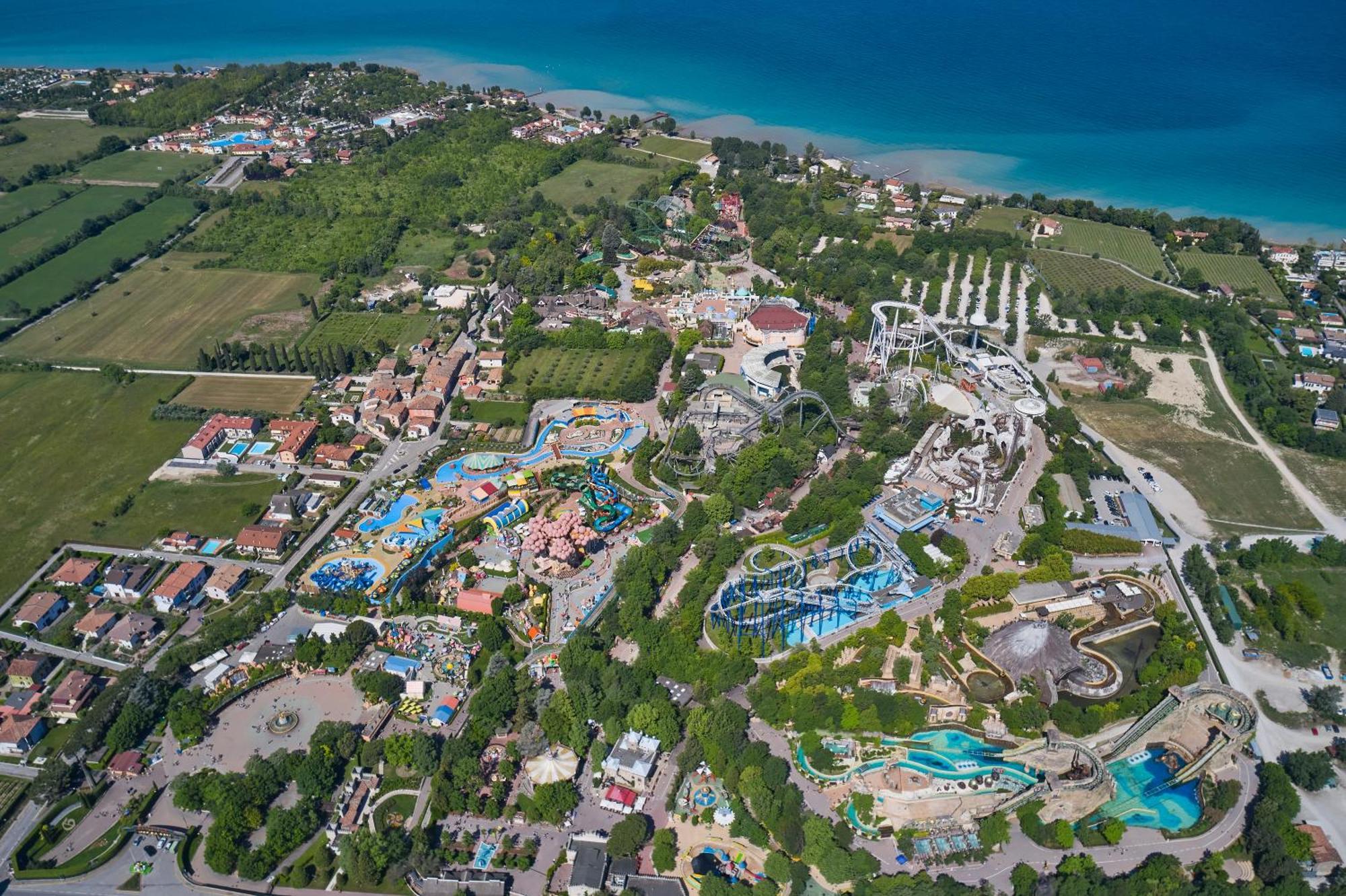 Ampia Dimora A Salo Con Parcheggio E Giardino Appartement Buitenkant foto