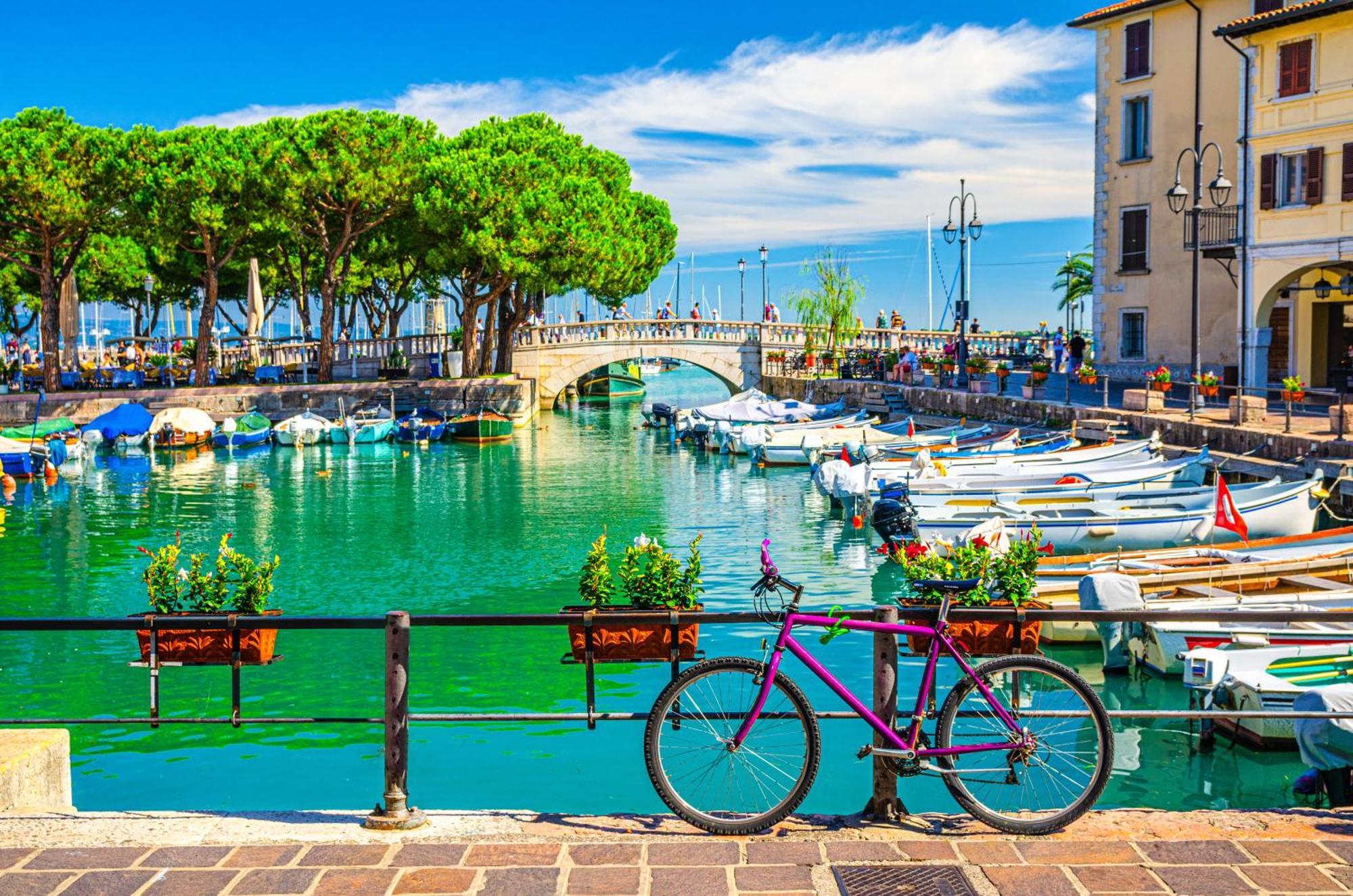 Ampia Dimora A Salo Con Parcheggio E Giardino Appartement Buitenkant foto